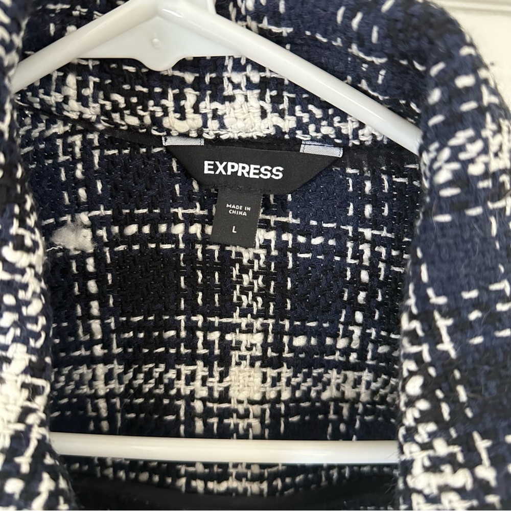 Express Jacket - Large - Picture 4 of 4